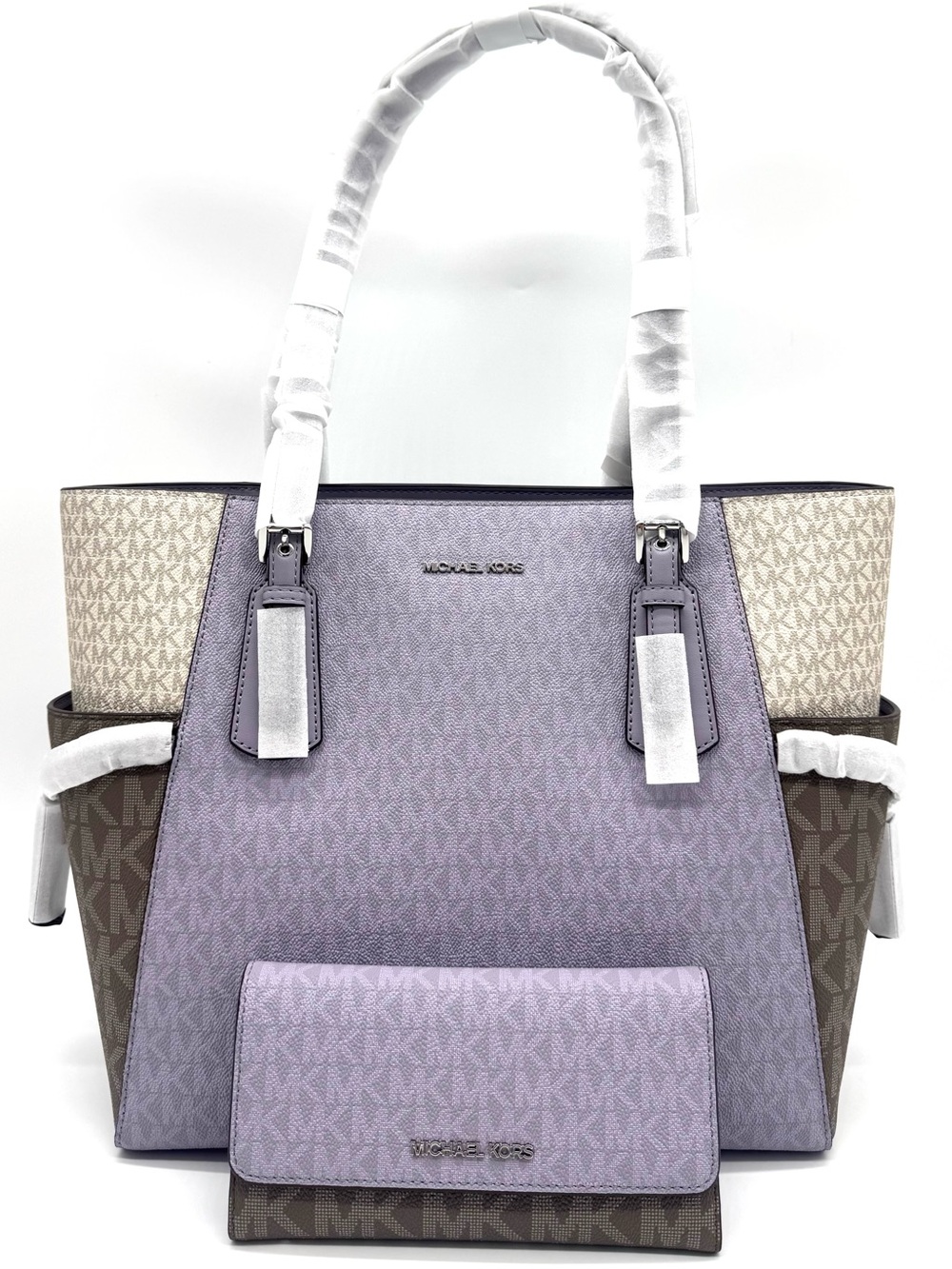 Michael Kors Voyager Large Color-Block Logo Tote Bag w Matching Trifold Wallet